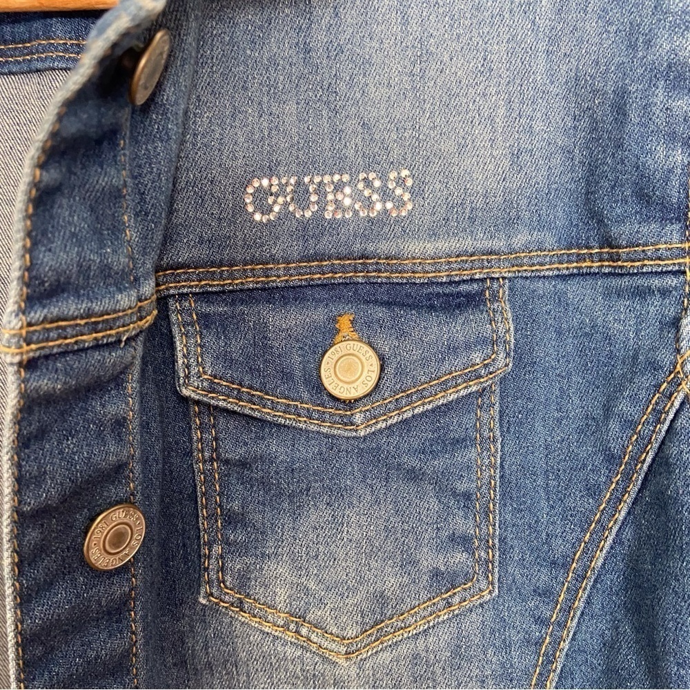 Guess denim jean jacket crystal embellishments soft denim blue size 14